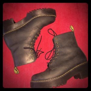 Matte Black Shriver Hi Dr. Martens